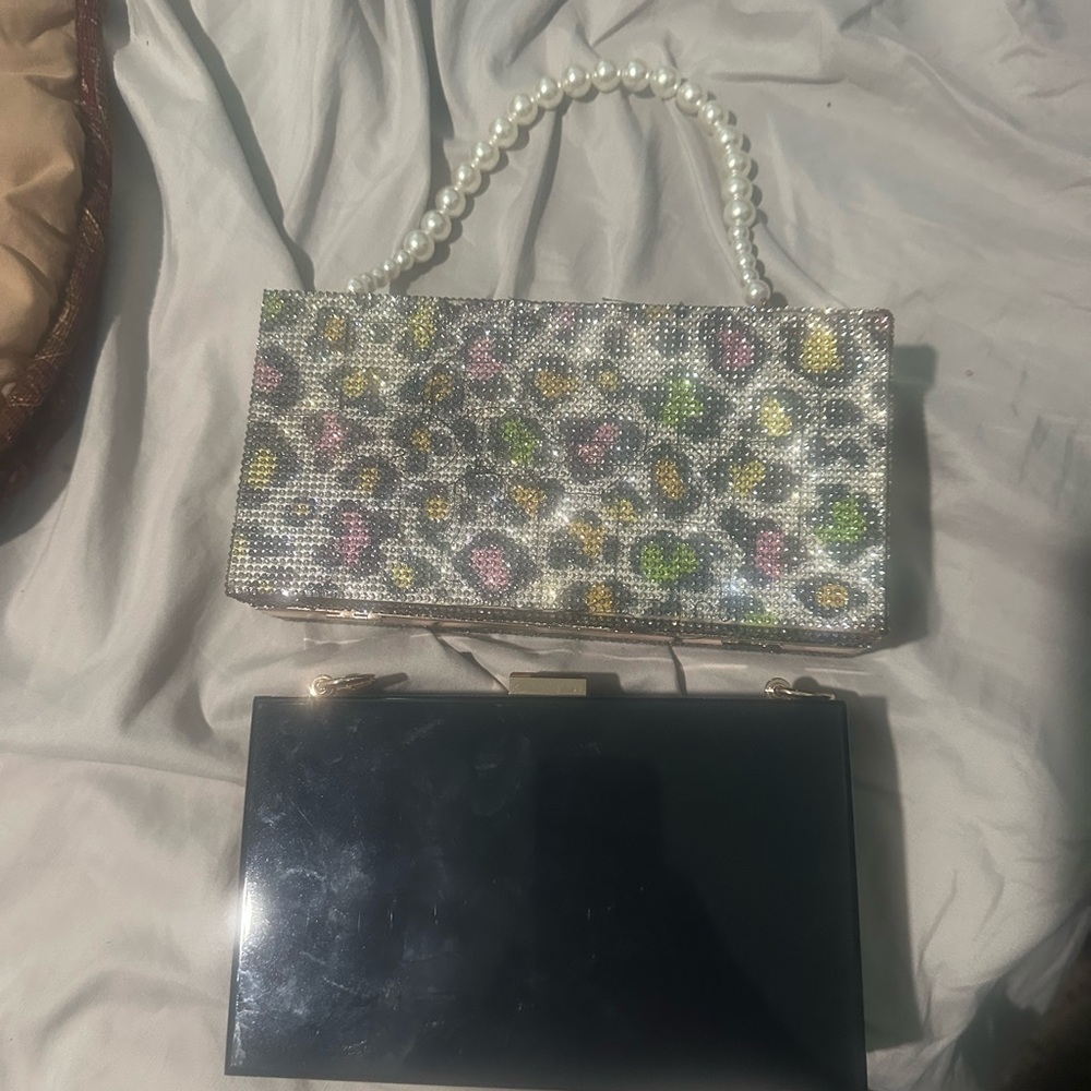 Pearl Handle Leopard Print Clutch